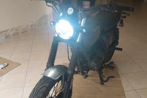 Brixton Crommweel 125 versione ABS con 16.000km