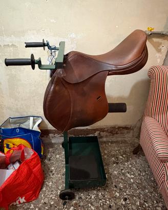 Sella Giannetti in cuoio con carrello/supporto