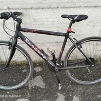 Bicicletta ibrida da corsa 