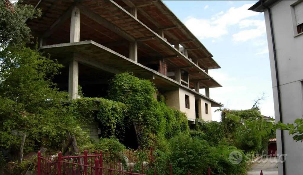 Immobile in asta di 850 m² a Sora - Vista 3