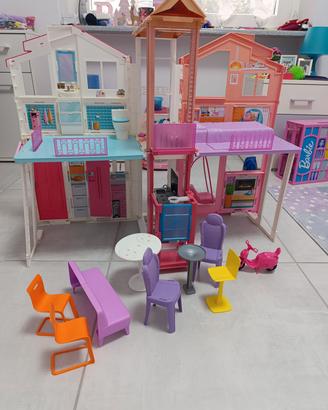 casa, camper, armadio, macchina e vespa Barbie