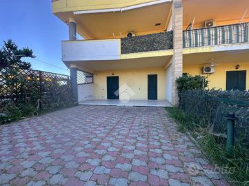 3 LOCALI A VILLAPIANA
