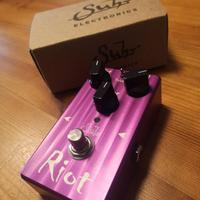 Suhr Riot, prima serie, scatola originale