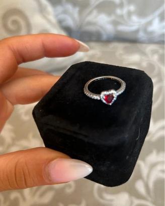 Anello Pandora Cuore in Rilievo