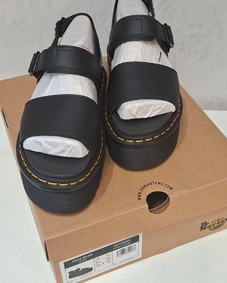 sandali dr.martens