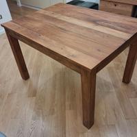 Tavolo in legno di teak