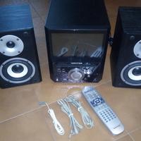 Lettore DVD/CD/MP3 e radio, con SCHERMO e casse