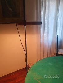 tavolo da gioco con lampada 