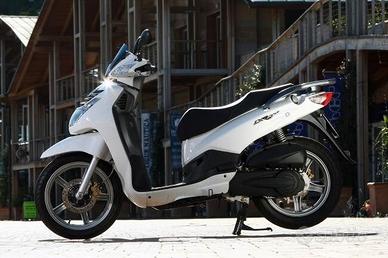 Ricambi peugeot lxr 125 200 sym evo hd