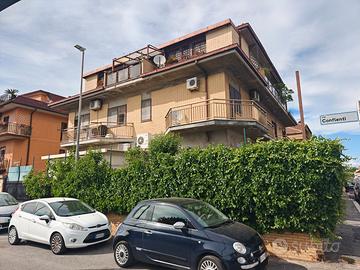 Anagnina,via gasperina,110 mq 3 balc cortina