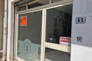 LOCALE COMMERCIALE IN CENTRO a TORRENOVA (ME)