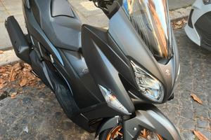 Suzuki Burgman 400 - anno 2025
