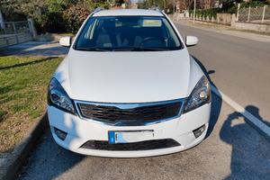 Kia ceed station wagon 1.4 16 valvole benzina 