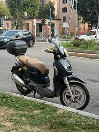 Scarabeo 125 IE 2012