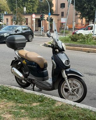 Scarabeo 125 IE 2012