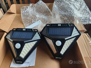 FARETTO LUCI A LED DA ESTERNO CON RICARICA SOLARE