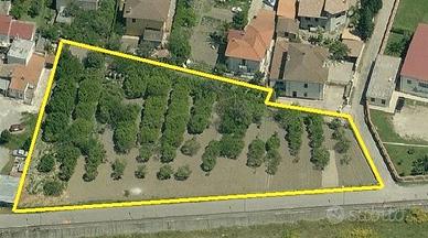 Terreno F2 - Calcetto, Padel, Rimessaggio, Vivaio