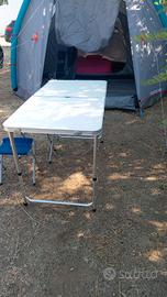 tavolino da campeggio