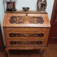 mobile con cassetti e ribaltina