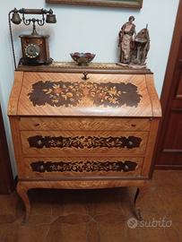 mobile con cassetti e ribaltina