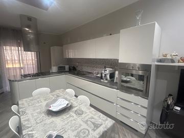 Cucina Scavolini con penisola