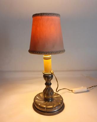 Lampada da tavolo antica in peltro