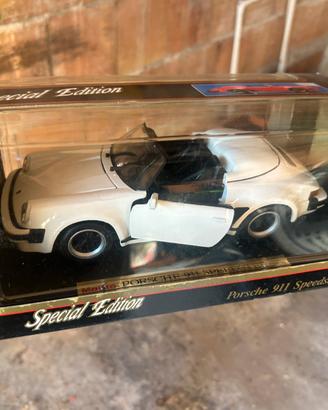 Maisto Porsche 911 Speedster 1:18