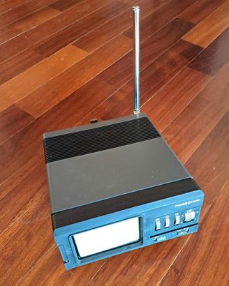 Televisore portatile sovietico anni 90
