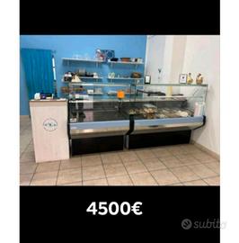 Vetrina gastronomia refrigerata