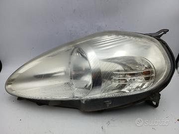 Faro ant sx FIAT GRANDE PUNTO '05