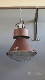 LAMPADA INDUSTRIALE RESTAURATA LOFT DA SOSPENSIONE
