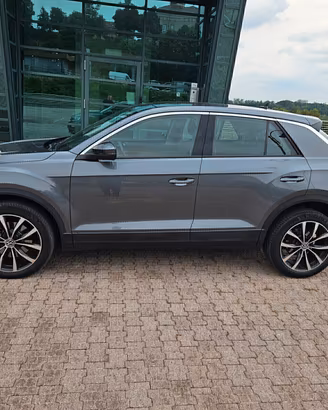 T-Roc 2.0 150 CV DSG Valutiamo usato/