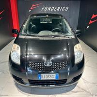 TOYOTA Yaris 1.0 5p.