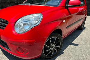 kia picanto benzina  GPL