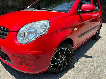 kia picanto benzina  GPL
