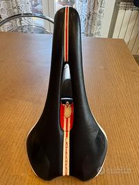 Sella PRO Griffon 142mm + Reggisella Deda Zero100