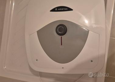 Scalda acqua,scaldabagno30 litri Ariston mai usato