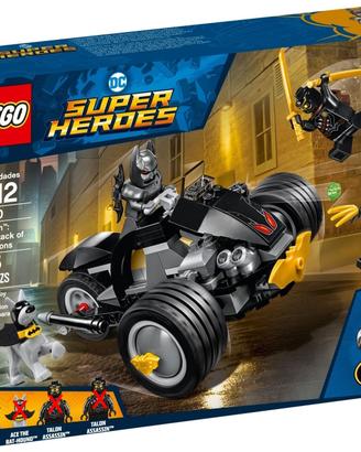 LEGO 76110 Batman™: The Attack of the Talons