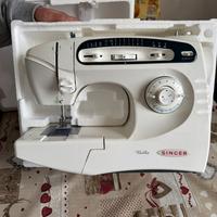 Macchina da cucire Singer Bella