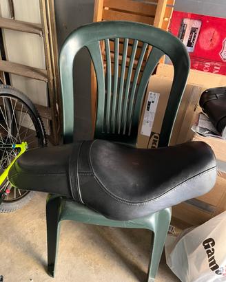 Sella harley davidson