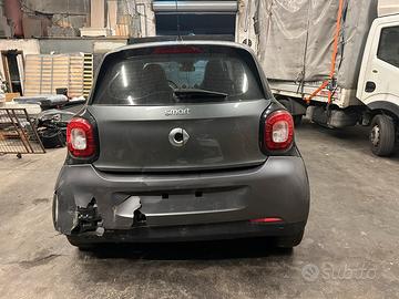 Ricambi smart forfour