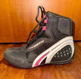 Scarpe moto Dainese