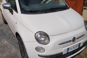 Automobile Fiat 500