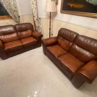 Coppia divani in pelle