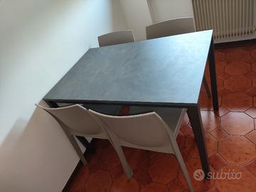 Tavolo allungabile 