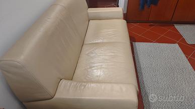 divano 2 posti pelle beige