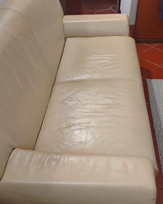 divano 2 posti pelle beige