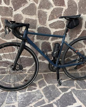 Bici gravel TRIBAN RC520