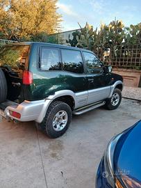 Nissan Terrano 2.7 