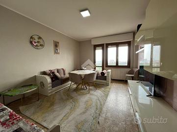 2 LOCALI A CORSICO